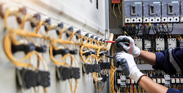 Professional Electrician technician working in Haskins, OH